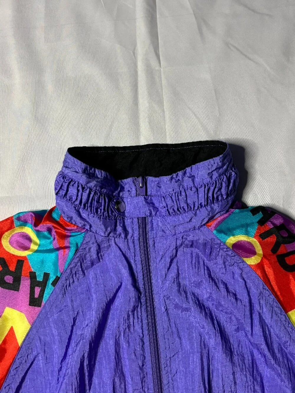 Vintage 1980s/1990s Akita Nylon Windbreaker Jacket Size Large
